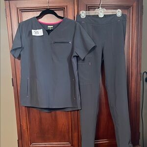 Scrubstar Women's Gray Scrub Set with Pink Accent Top M pants S